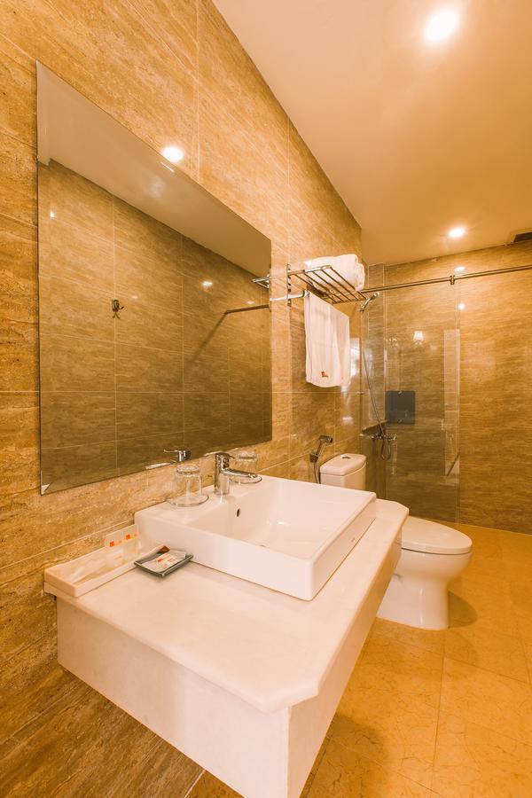 Mai Vy Hotel Trang Bang Экстерьер фото